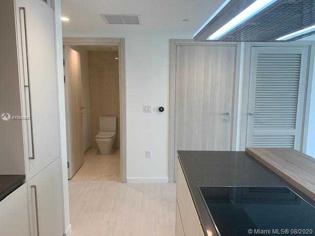 Small Image of 1000 BRICKELL PLAZA #4914, Miami Number 9