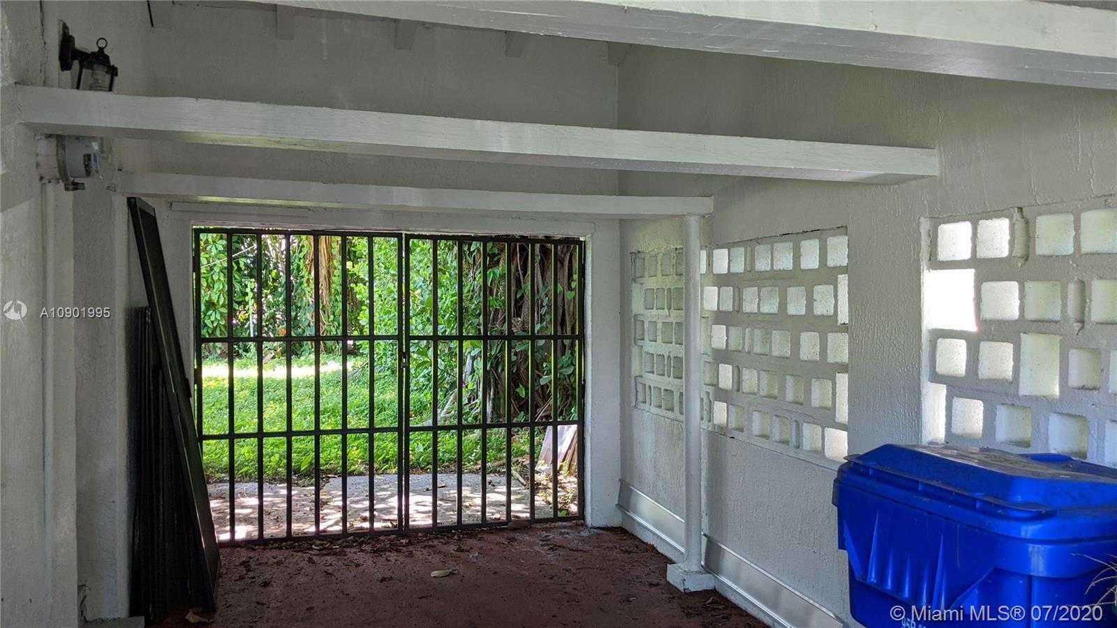 Small Image of 648 NORTH EAST 82ND ST, Miami Number 10