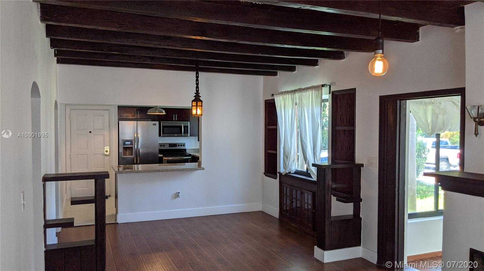Small Image of 648 NORTH EAST 82ND ST, Miami Number 26