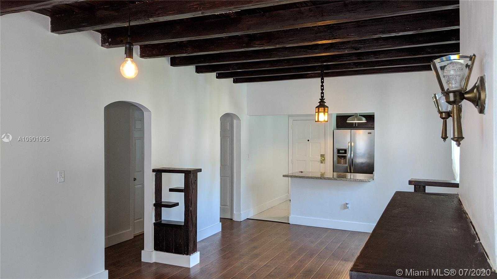 Small Image of 648 NORTH EAST 82ND ST, Miami Number 27