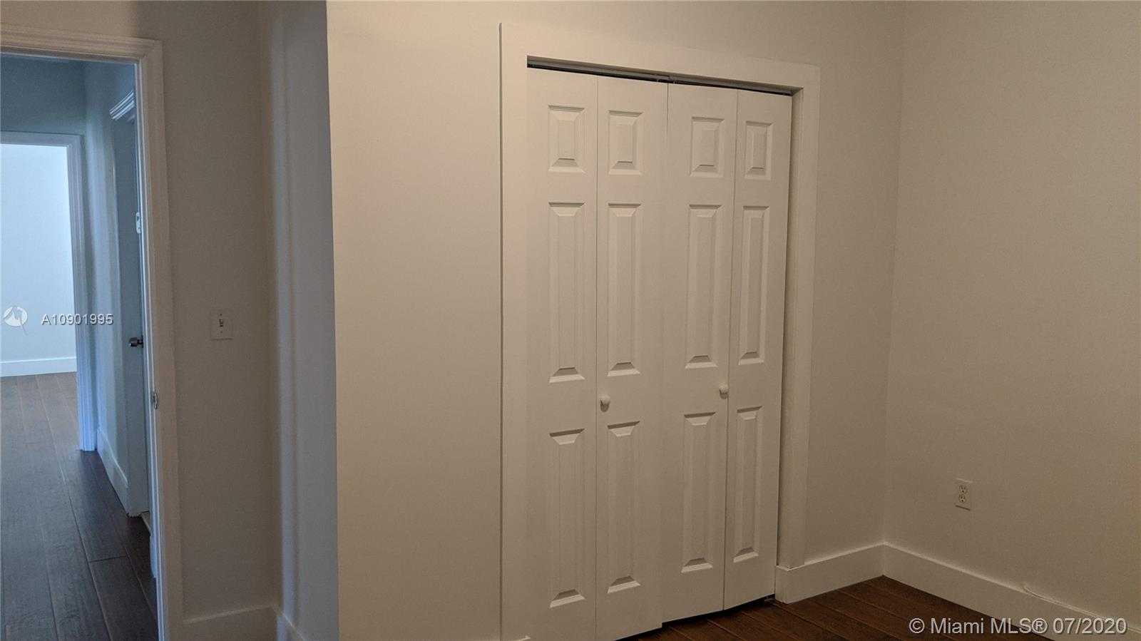 Small Image of 648 NORTH EAST 82ND ST, Miami Number 46