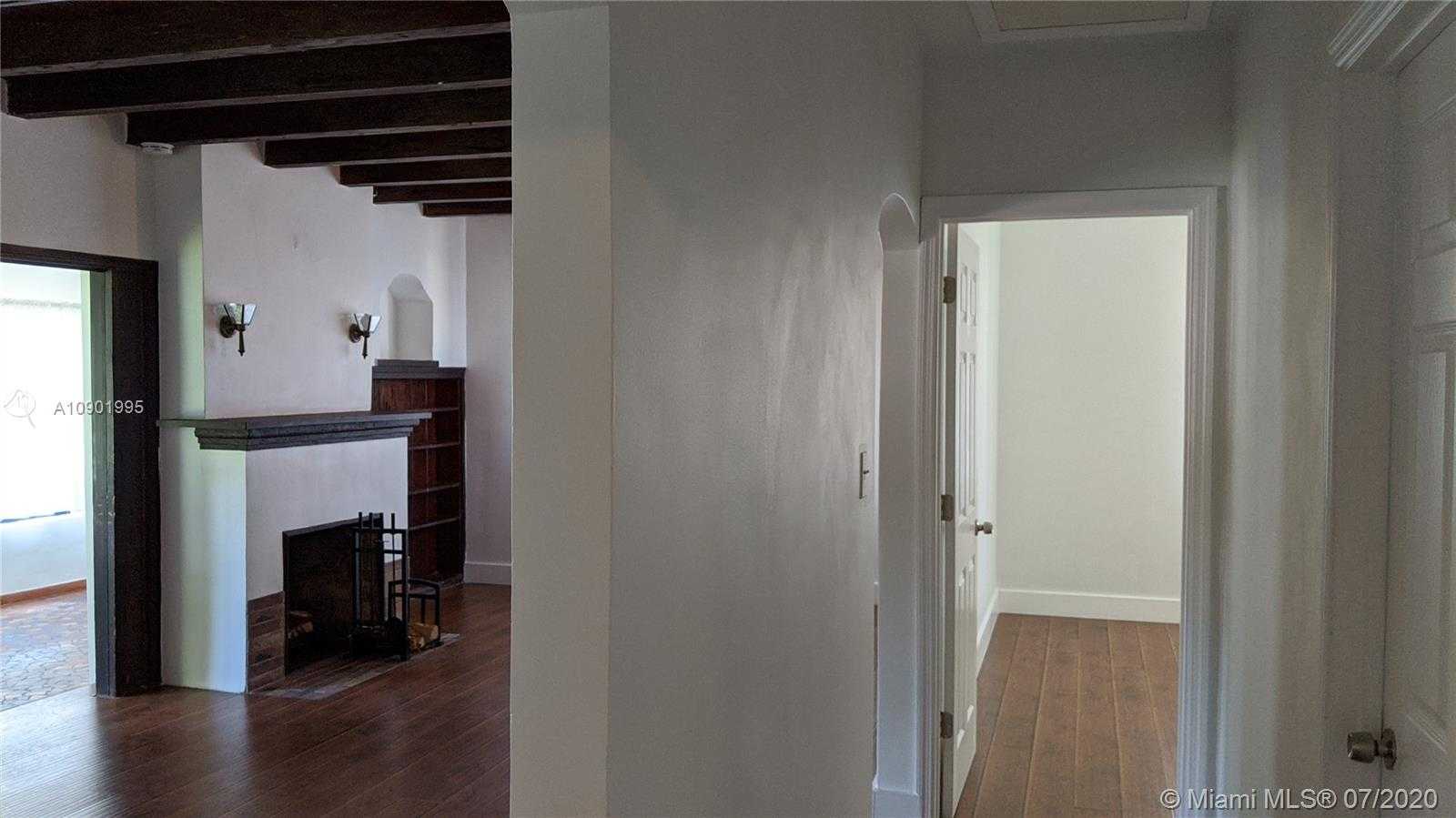 Small Image of 648 NORTH EAST 82ND ST, Miami Number 49