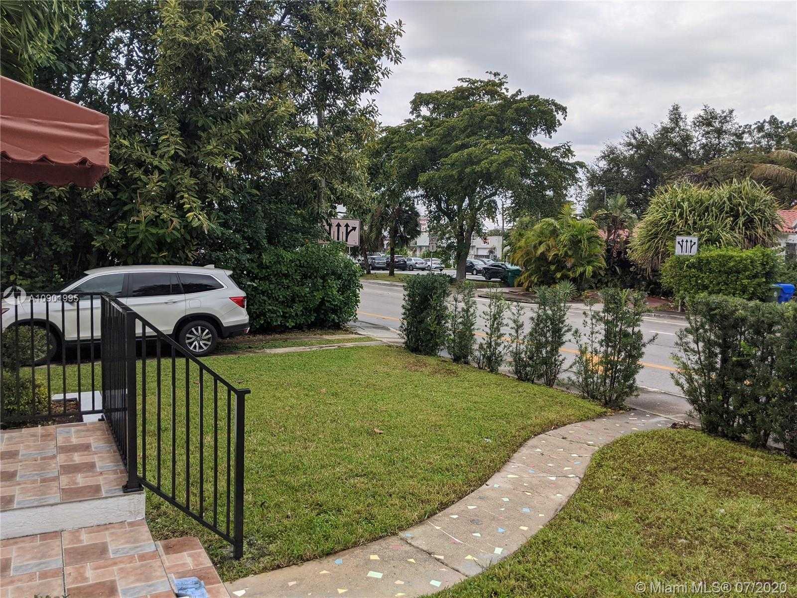 Small Image of 648 NORTH EAST 82ND ST, Miami Number 5