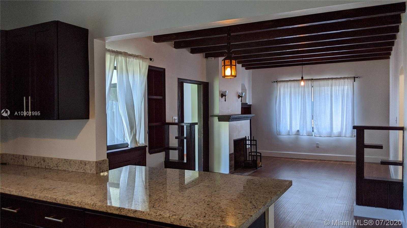 Small Image of 648 NORTH EAST 82ND ST, Miami Number 56