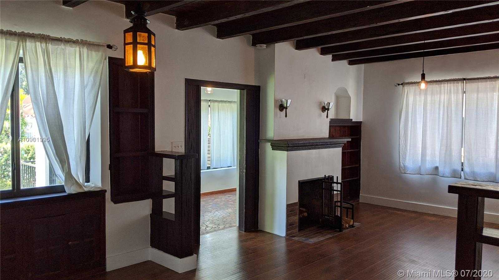 Small Image of 648 NORTH EAST 82ND ST, Miami Number 59