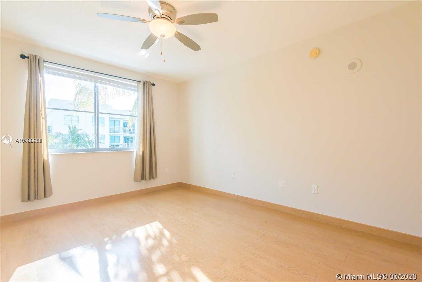 Small Image of 110 WASHINGTON AVE #2502, Miami Beach Number 13