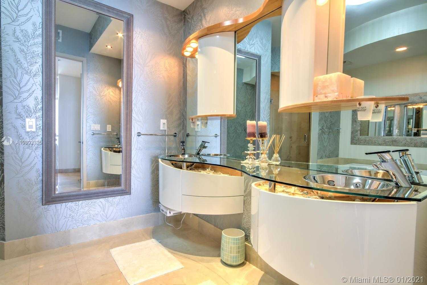 Small Image of 18101 COLLINS AVE #4408, Sunny Isles Beach Number 21
