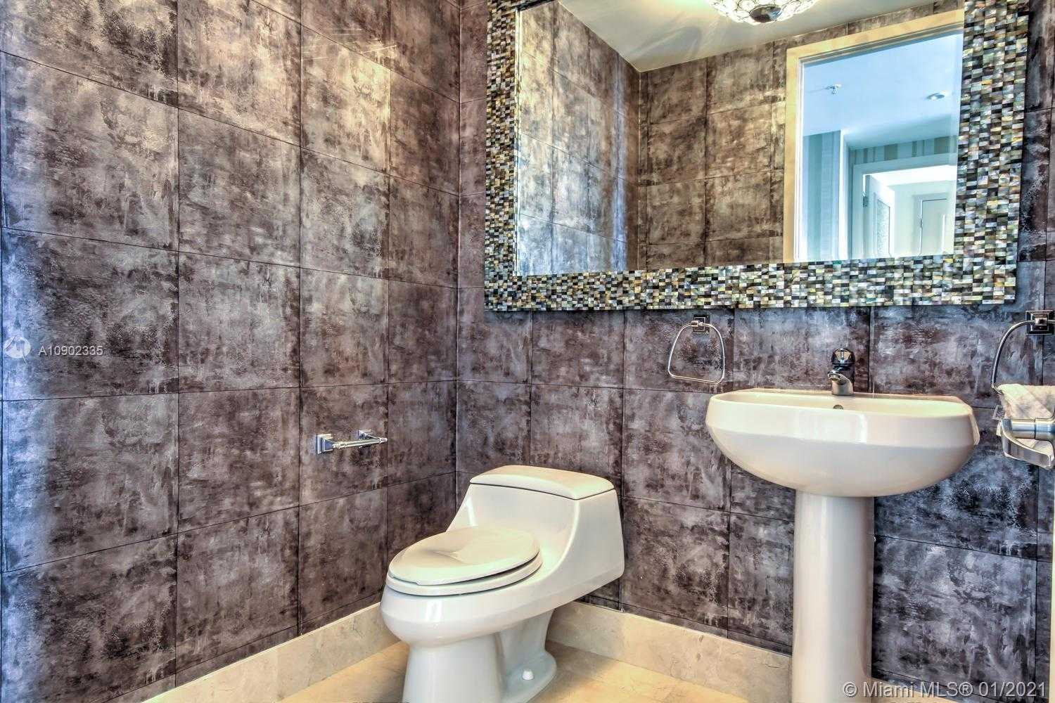 Small Image of 18101 COLLINS AVE #4408, Sunny Isles Beach Number 9