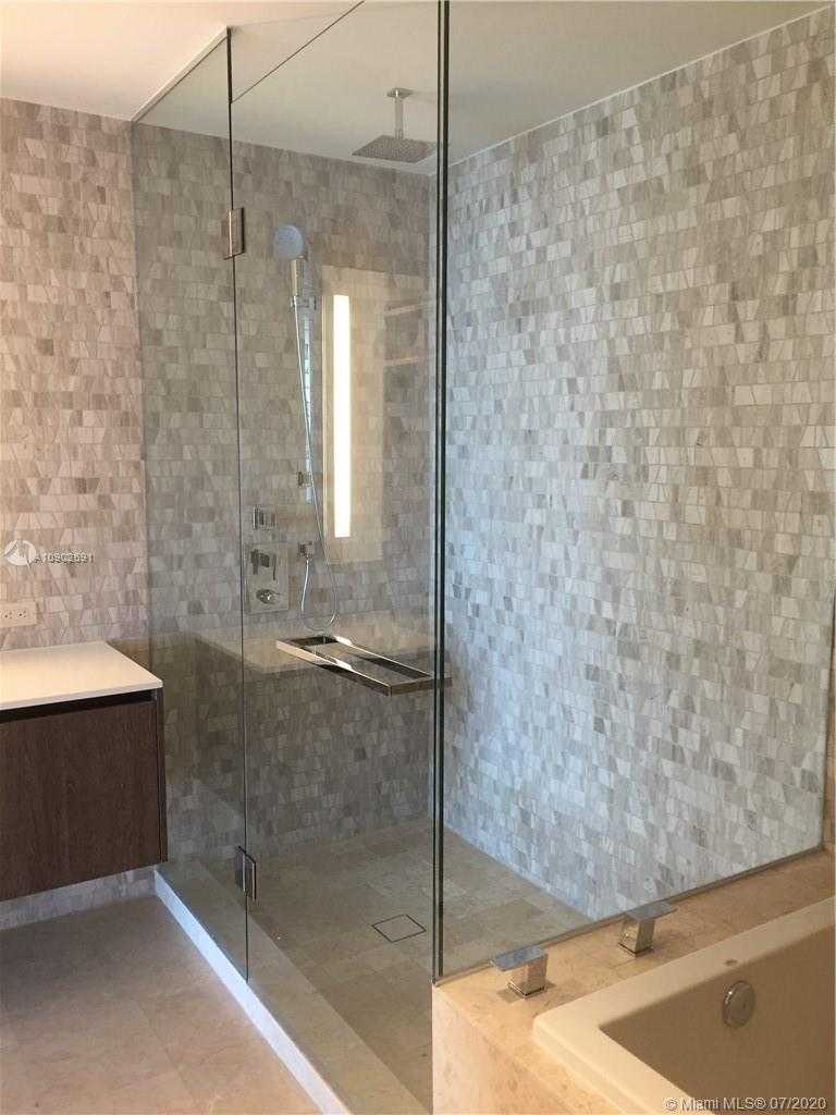 Small Image of 68 SOUTH EAST 6 ST #1508, Miami Number 12