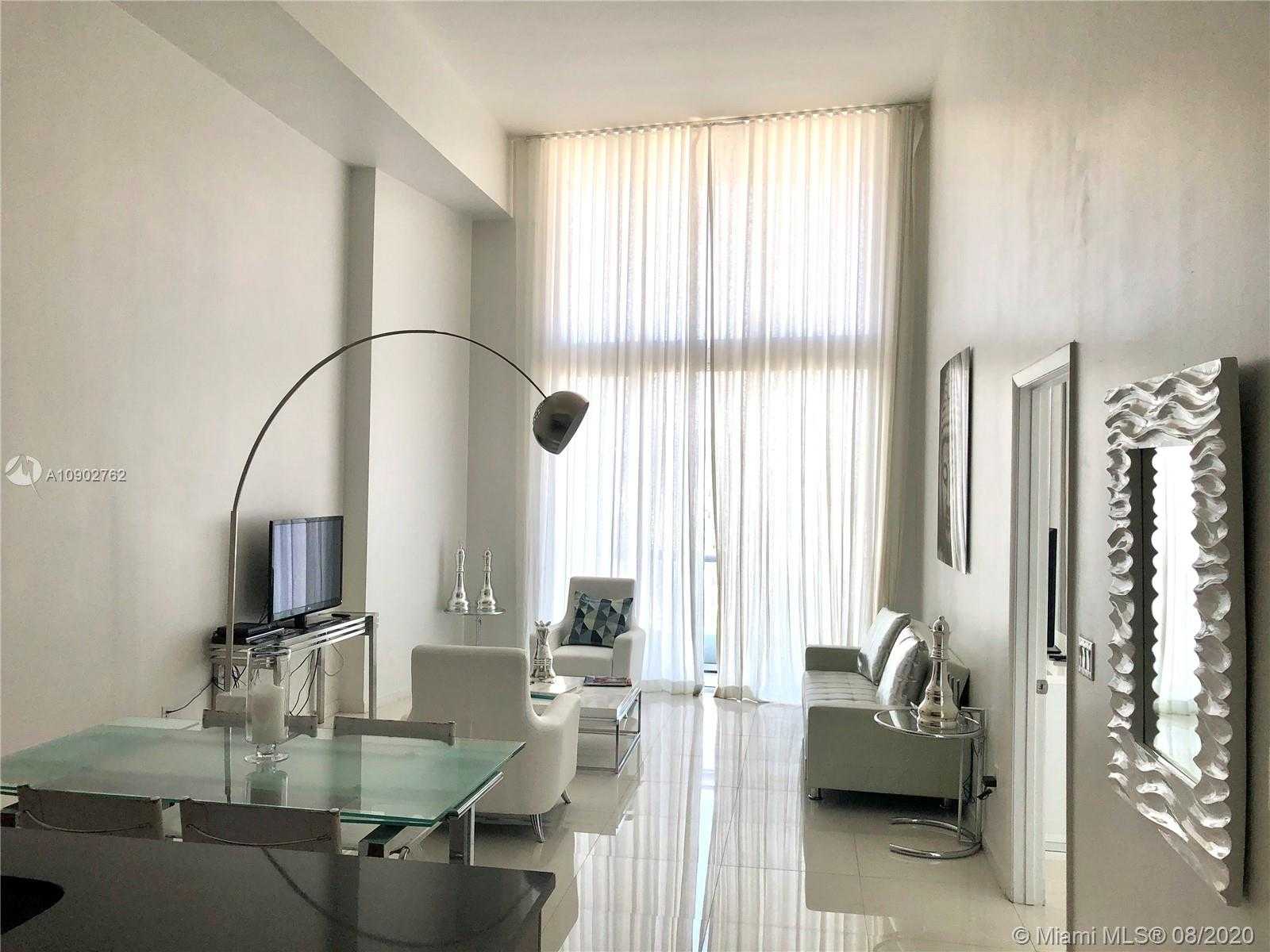 Small Image of 485 BRICKELL AVE #4006, Miami Number 3