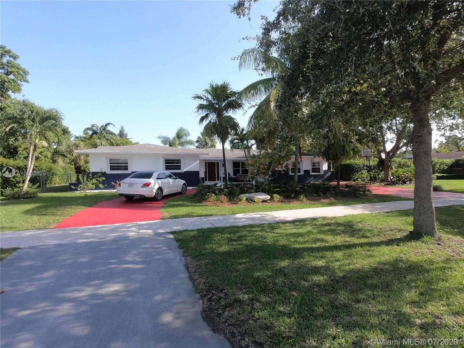 Small Image of 10700 SOUTH WEST 120TH ST, Miami Number 10