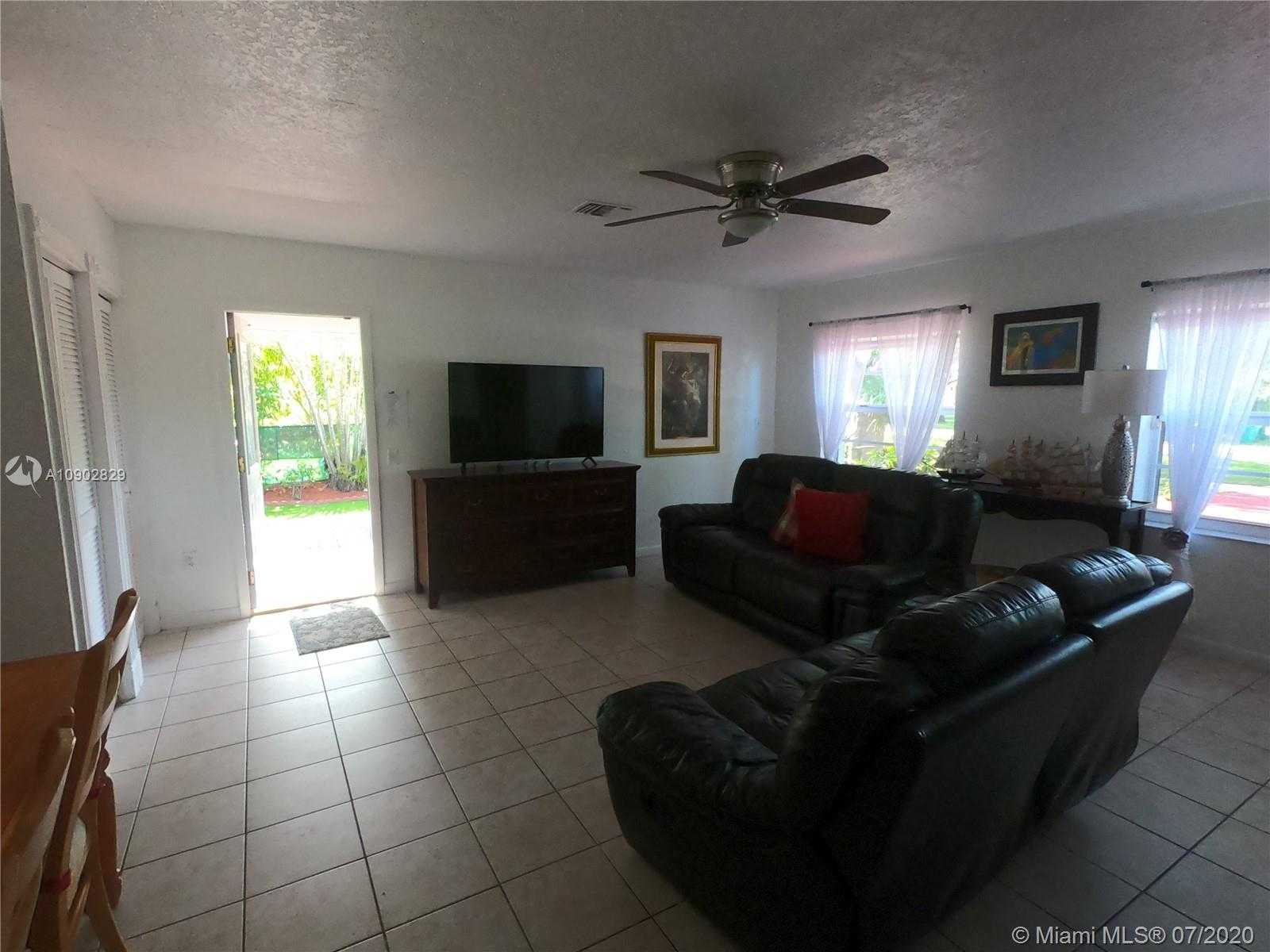 Small Image of 10700 SOUTH WEST 120TH ST, Miami Number 18