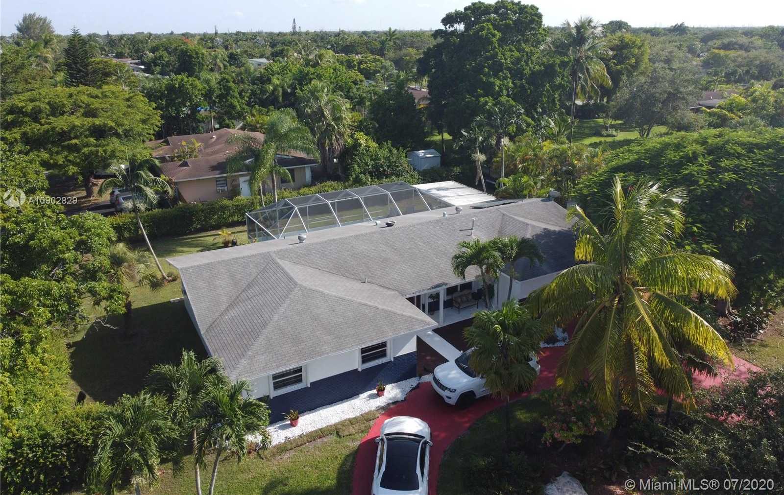 Small Image of 10700 SOUTH WEST 120TH ST, Miami Number 5