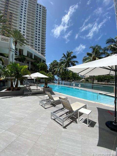 Small Image of 901 BRICKELL KEY BLVD #807, Miami Number 17