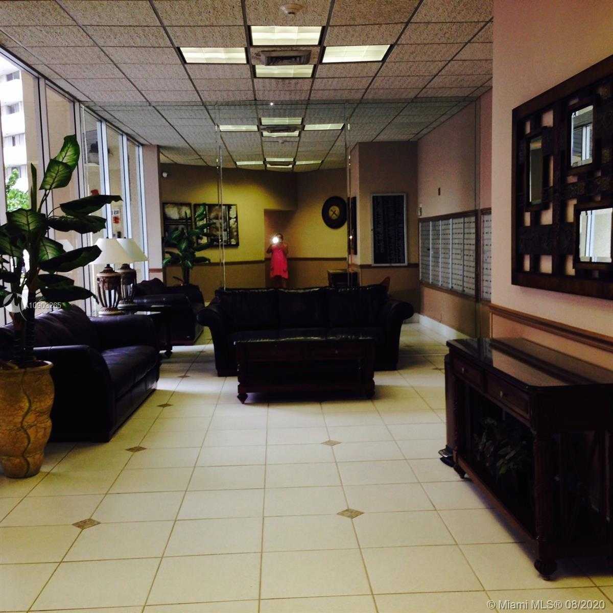 Small Image of 1825 SOUTH OCEAN DR #703, Hallandale Beach Number 16