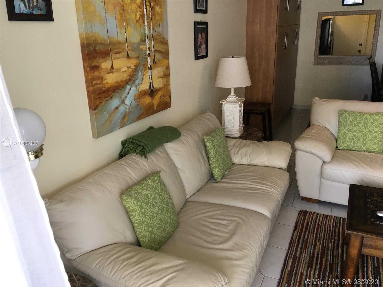 Small Image of 1825 SOUTH OCEAN DR #703, Hallandale Beach Number 9