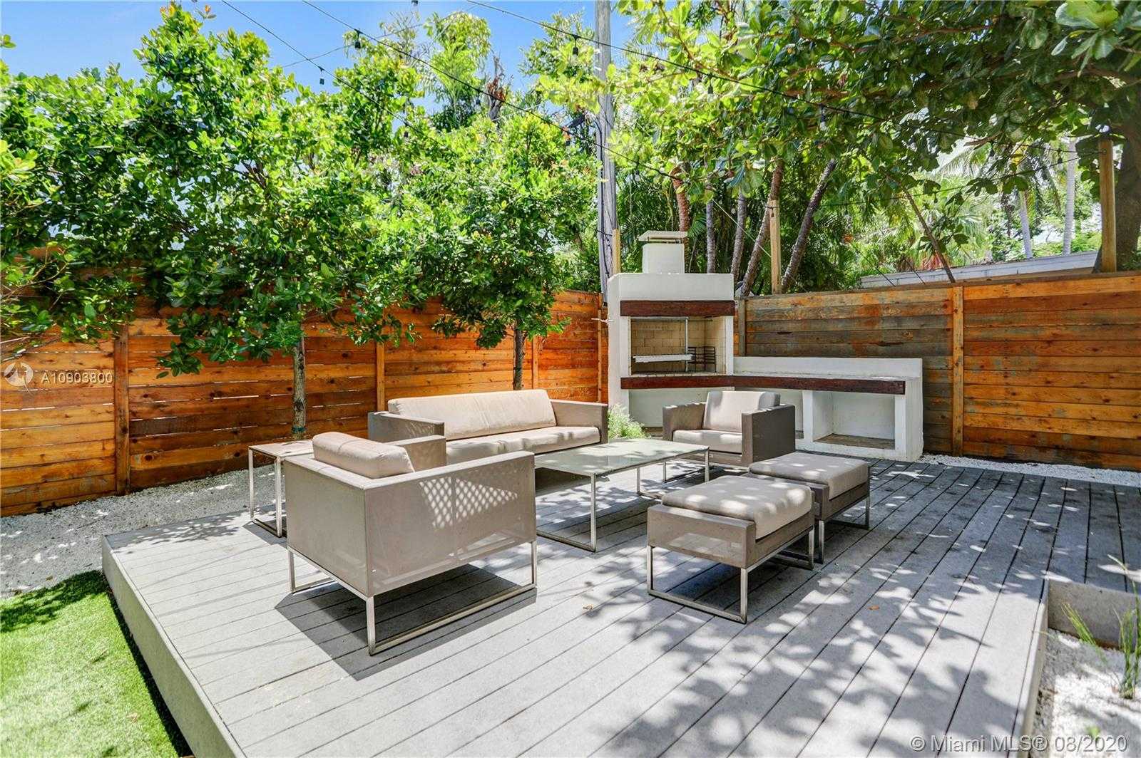 Small Image of 110 WOODCREST LN #102, Key Biscayne Number 42