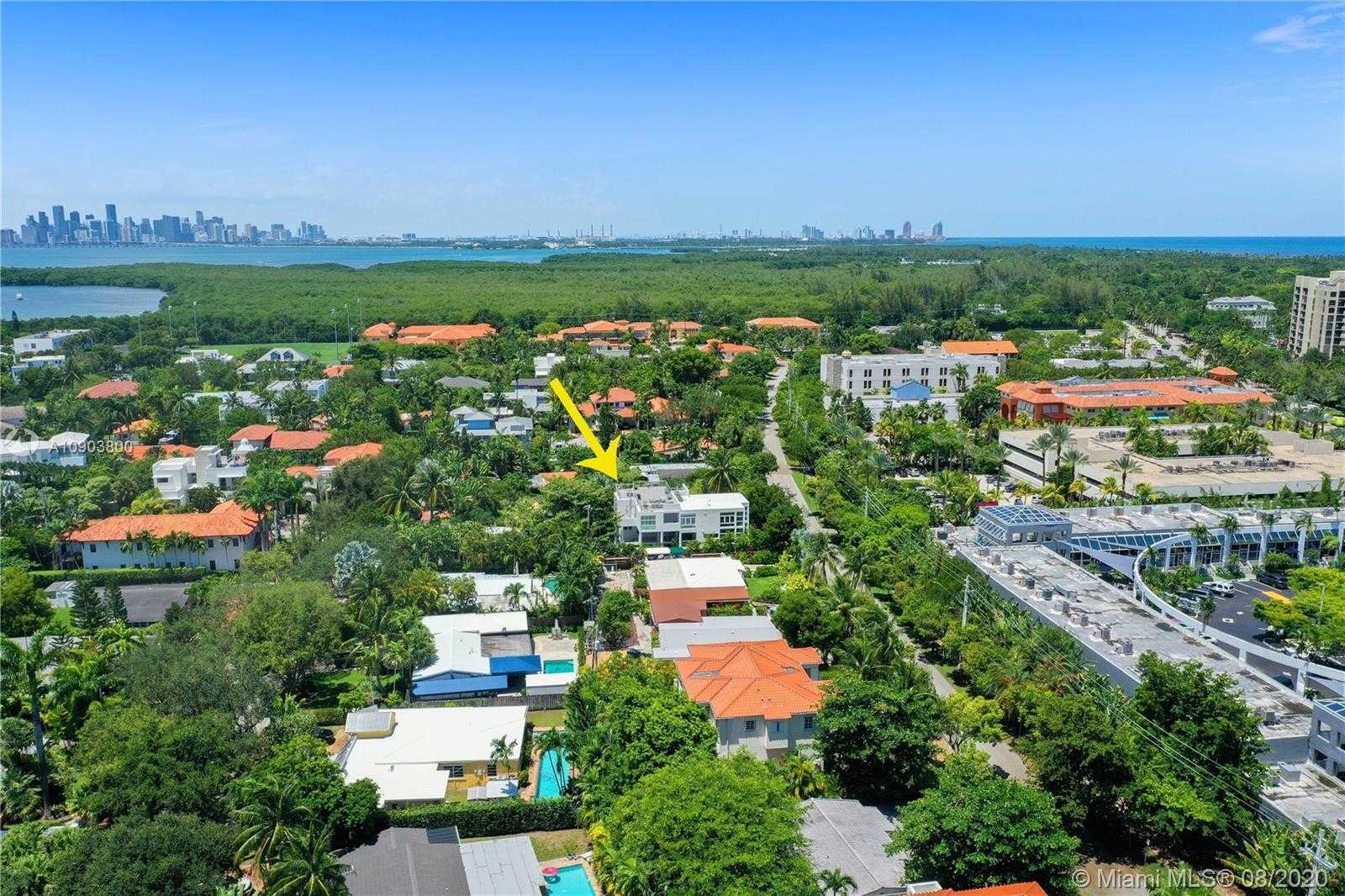 Small Image of 110 WOODCREST LN #102, Key Biscayne Number 44