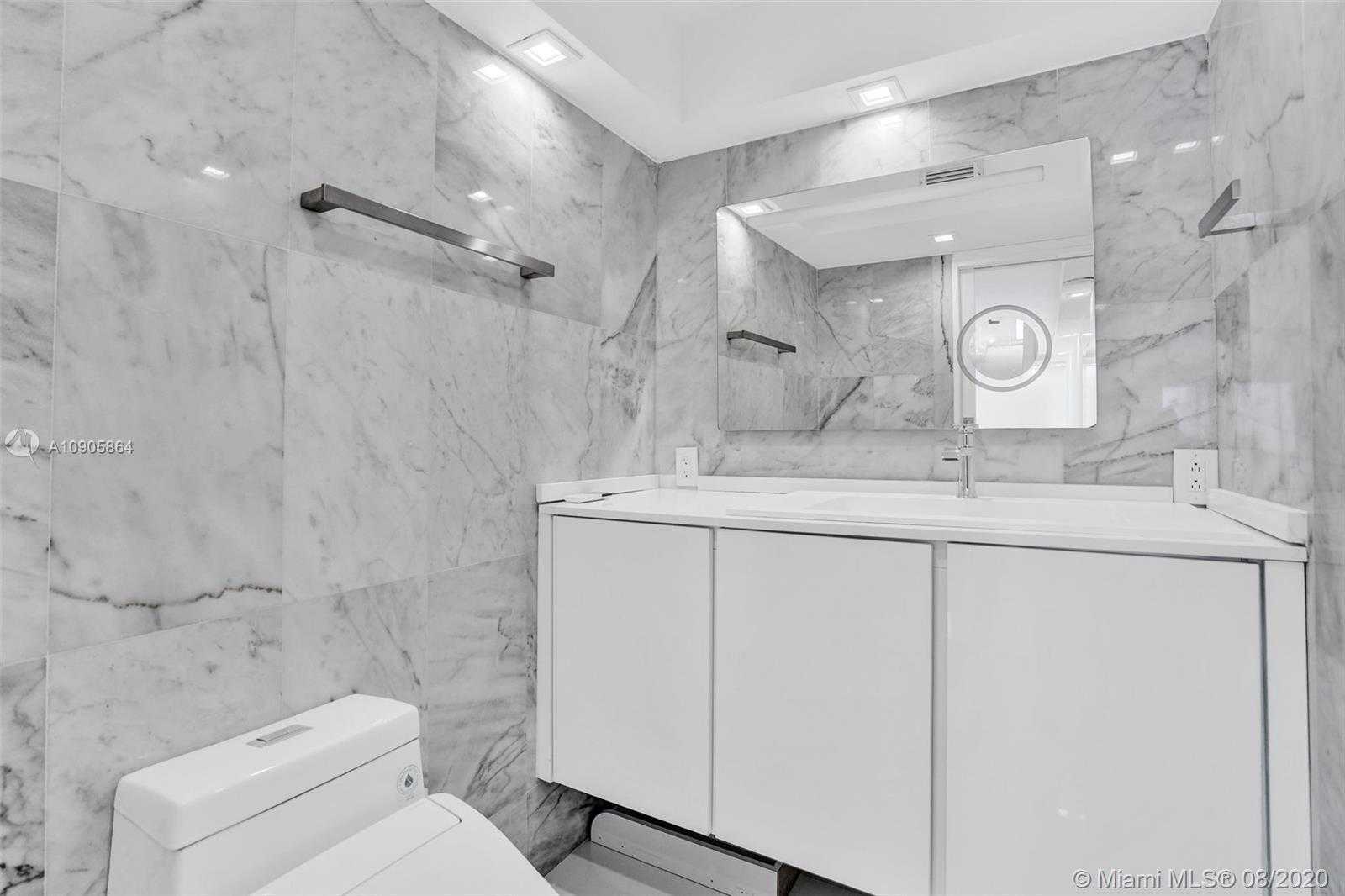 Small Image of 2625 COLLINS AVE #1504, Miami Beach Number 6