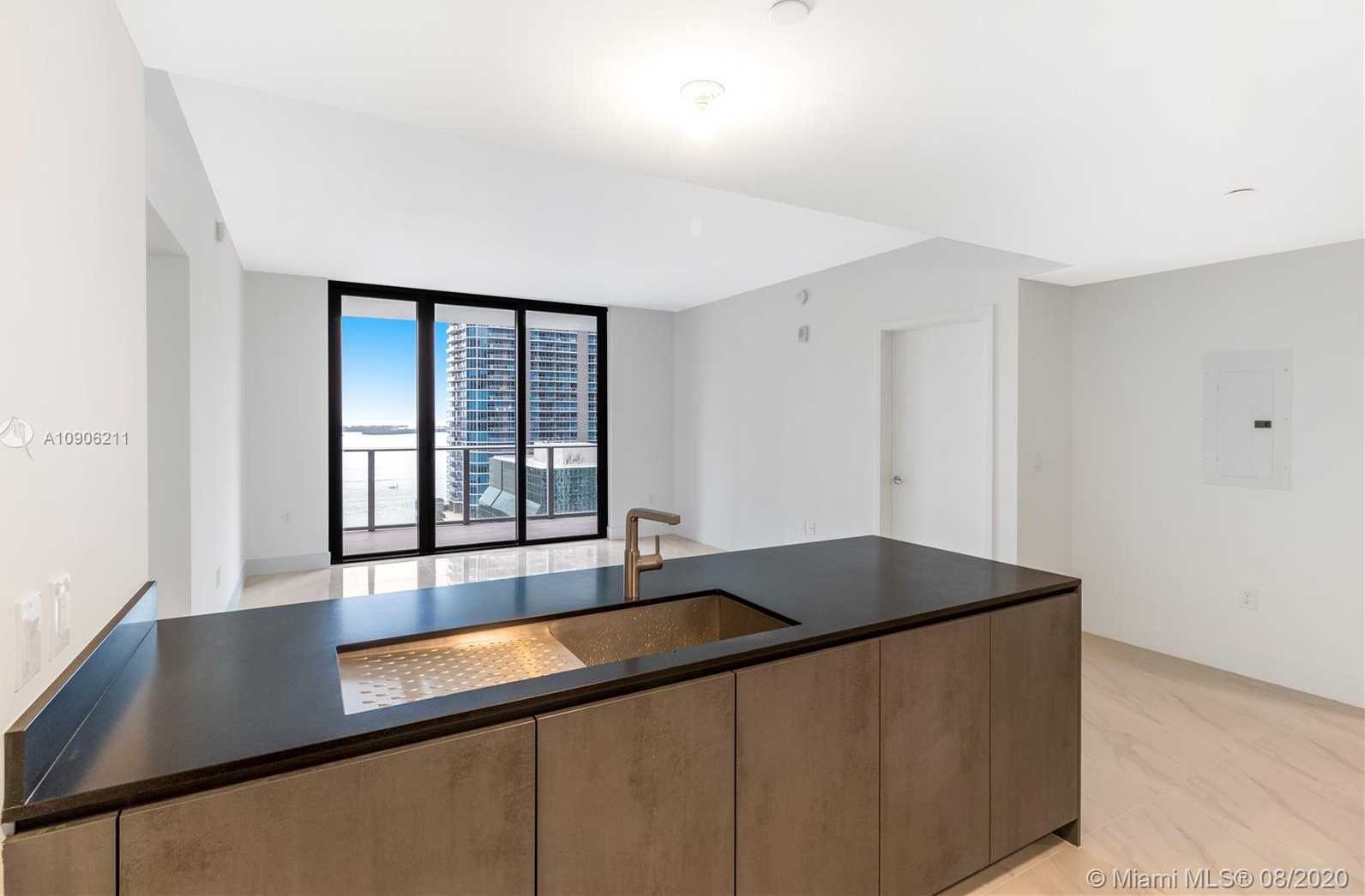 Small Image of 1010 BRICKELL AVE #2802, Miami Number 3