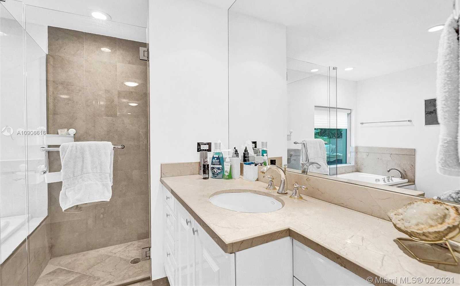 Small Image of 3400 SOUTH WEST 27TH AVE #206, Miami Number 6