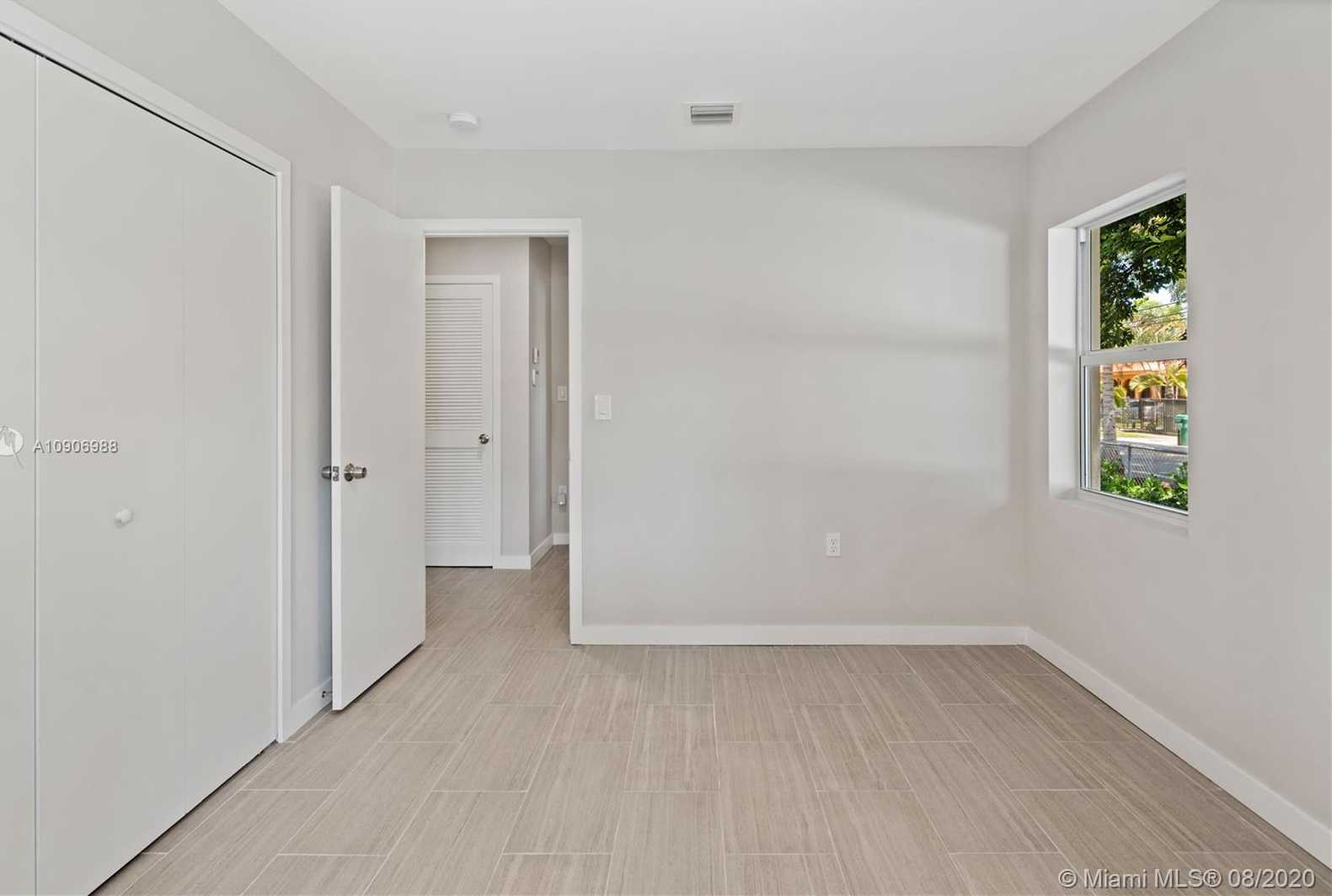 Small Image of 527 SOUTH WEST 31ST AVE #527, Miami Number 15