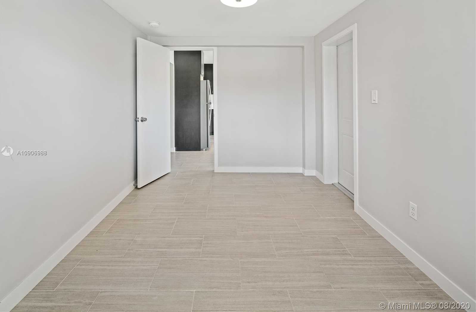 Small Image of 527 SOUTH WEST 31ST AVE #527, Miami Number 18