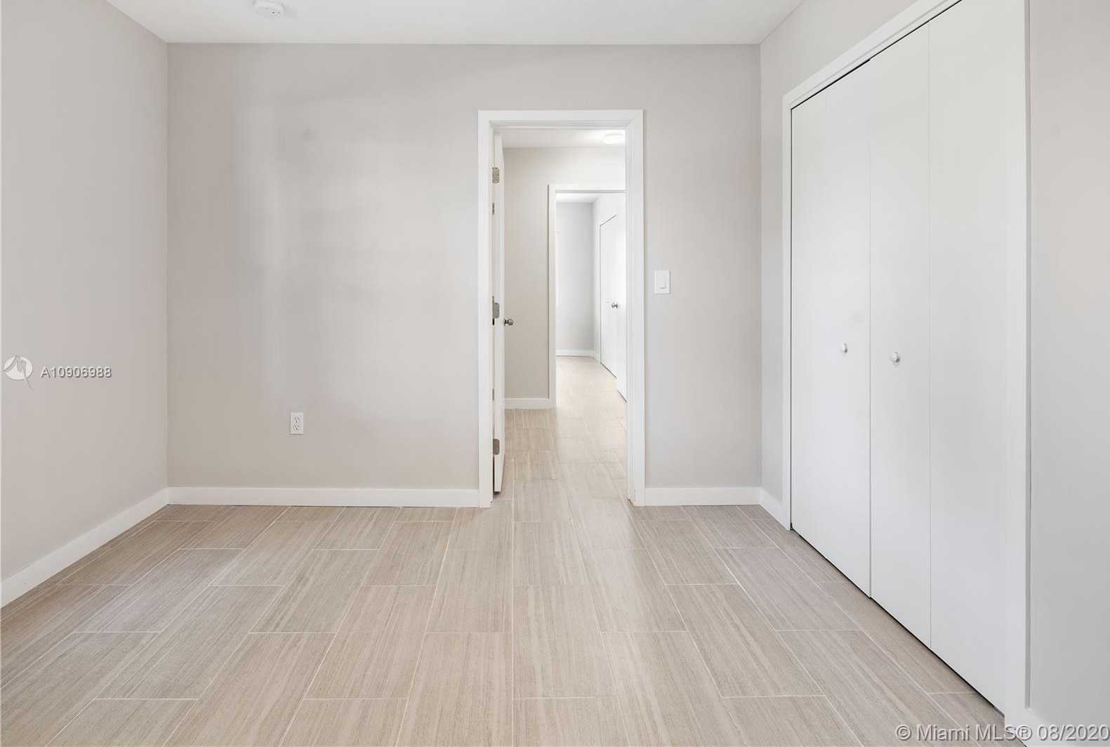 Small Image of 527 SOUTH WEST 31ST AVE #527, Miami Number 21