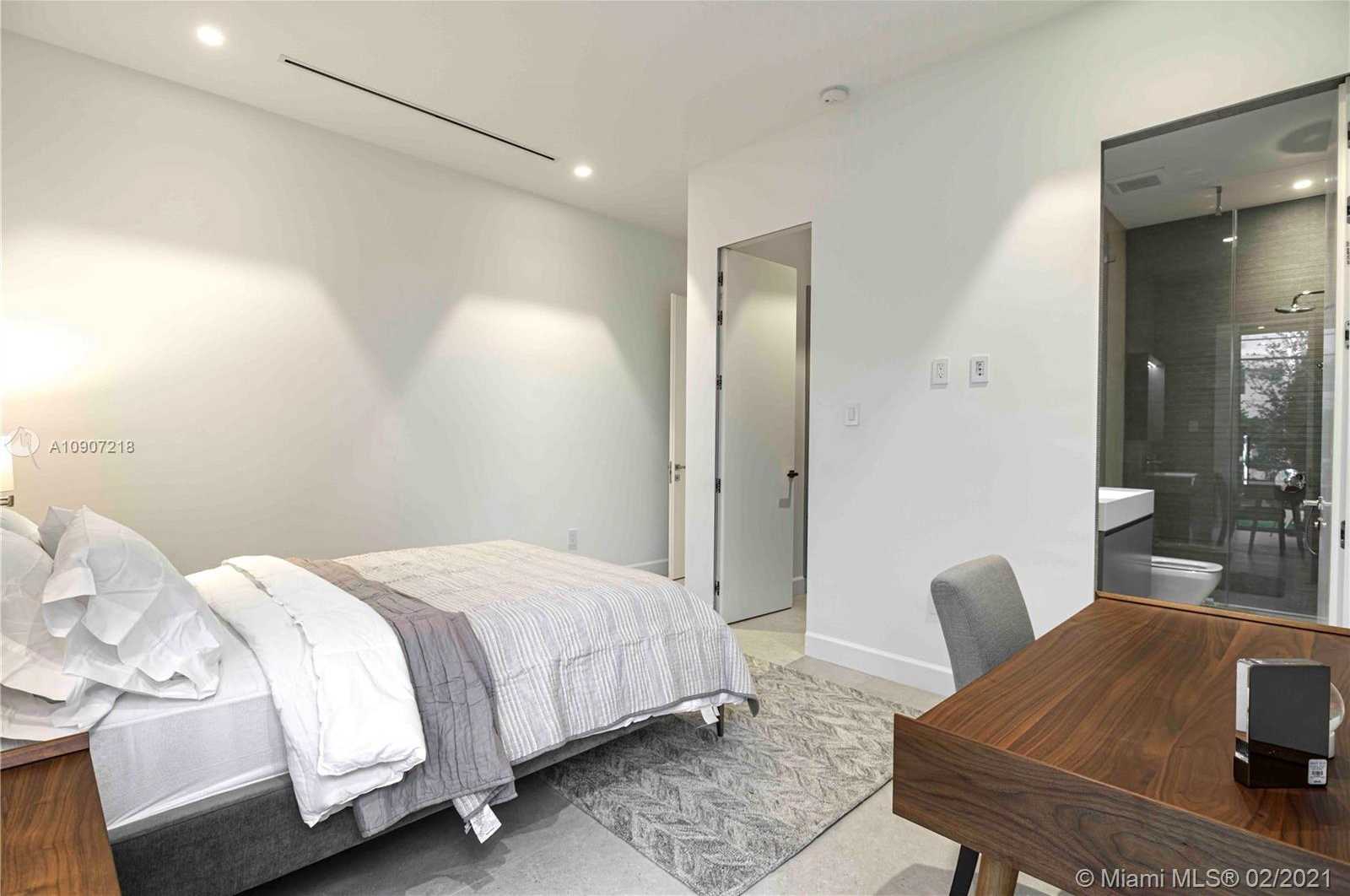 Small Image of 1537 SOUTH EAST 13TH ST, Fort Lauderdale Number 35