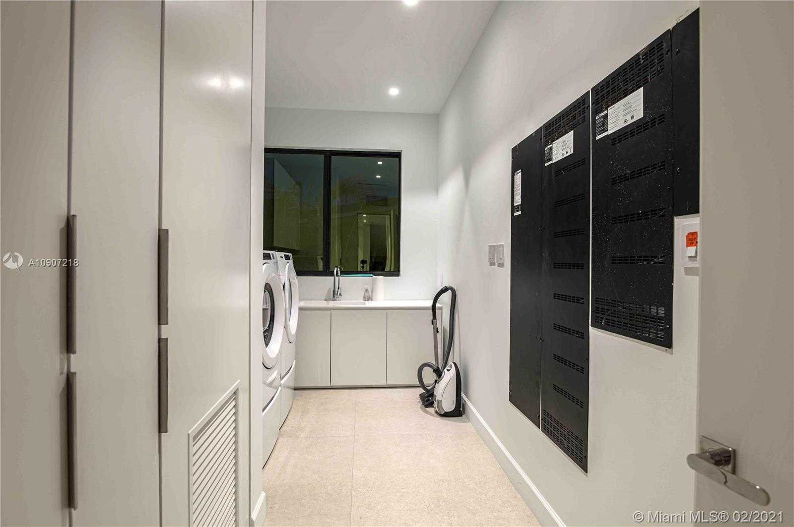 Small Image of 1537 SOUTH EAST 13TH ST, Fort Lauderdale Number 72