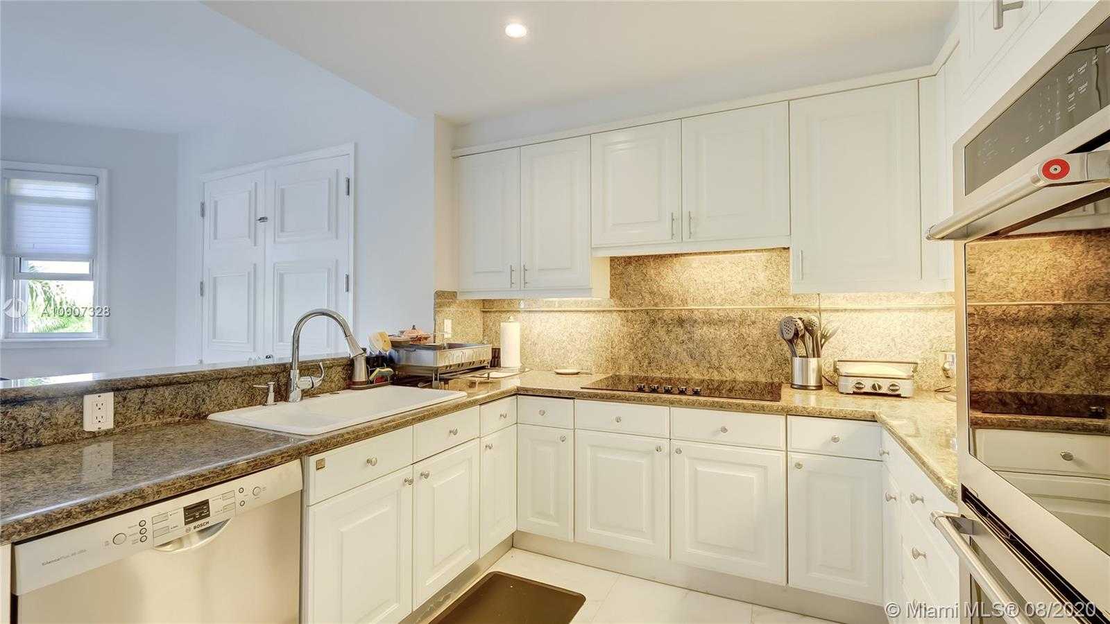 Small Image of 13637 DEERING BAY DR #241, Coral Gables Number 18