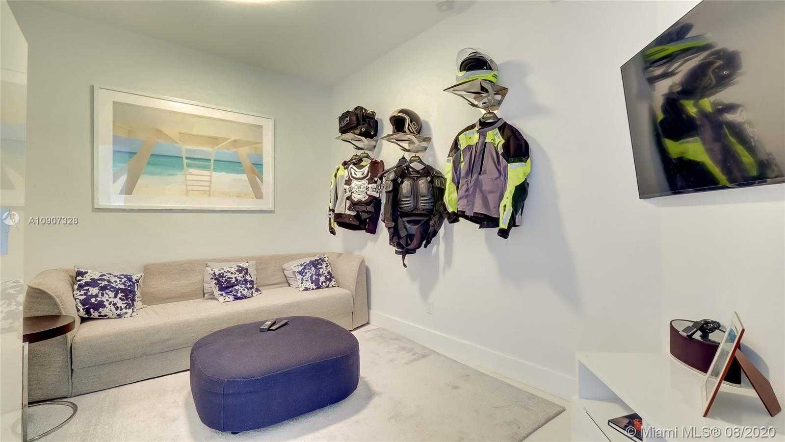 Small Image of 13637 DEERING BAY DR #241, Coral Gables Number 25