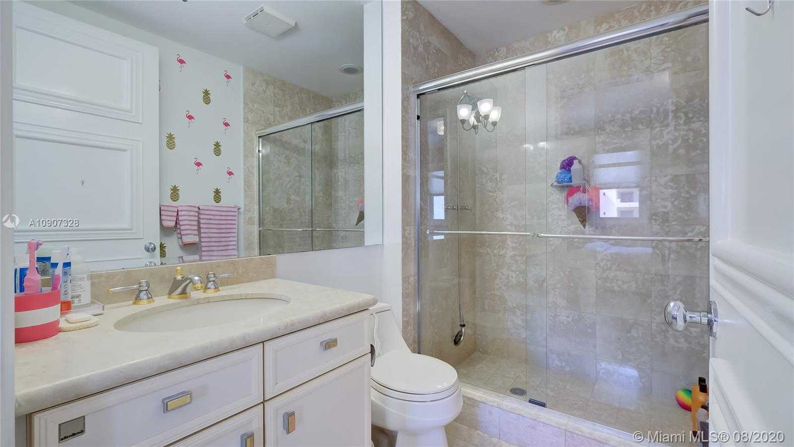 Small Image of 13637 DEERING BAY DR #241, Coral Gables Number 30