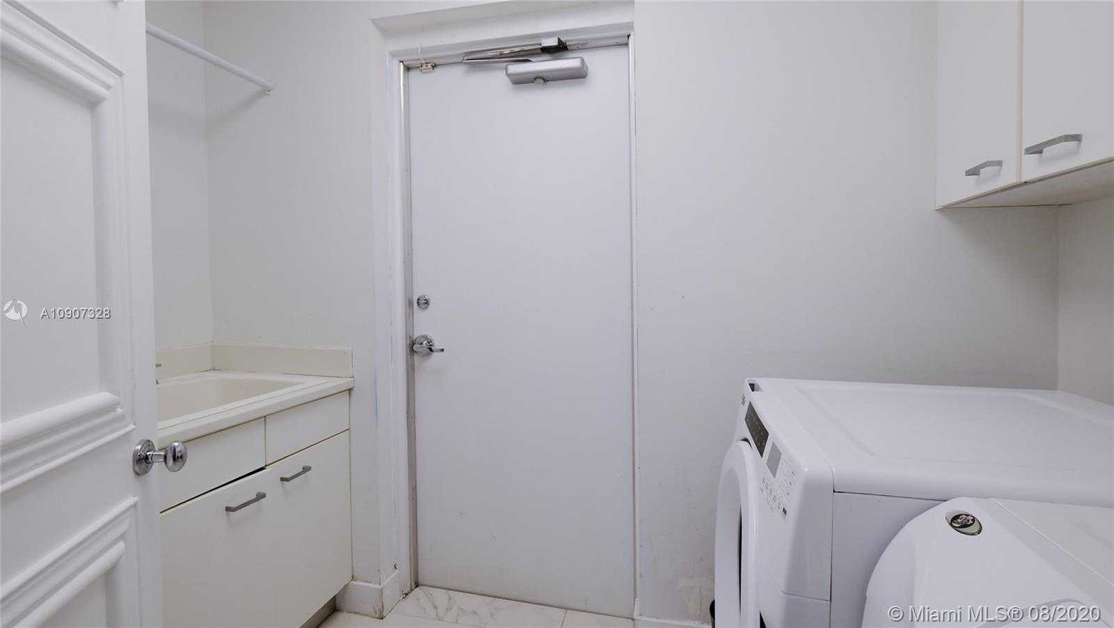 Small Image of 13637 DEERING BAY DR #241, Coral Gables Number 31
