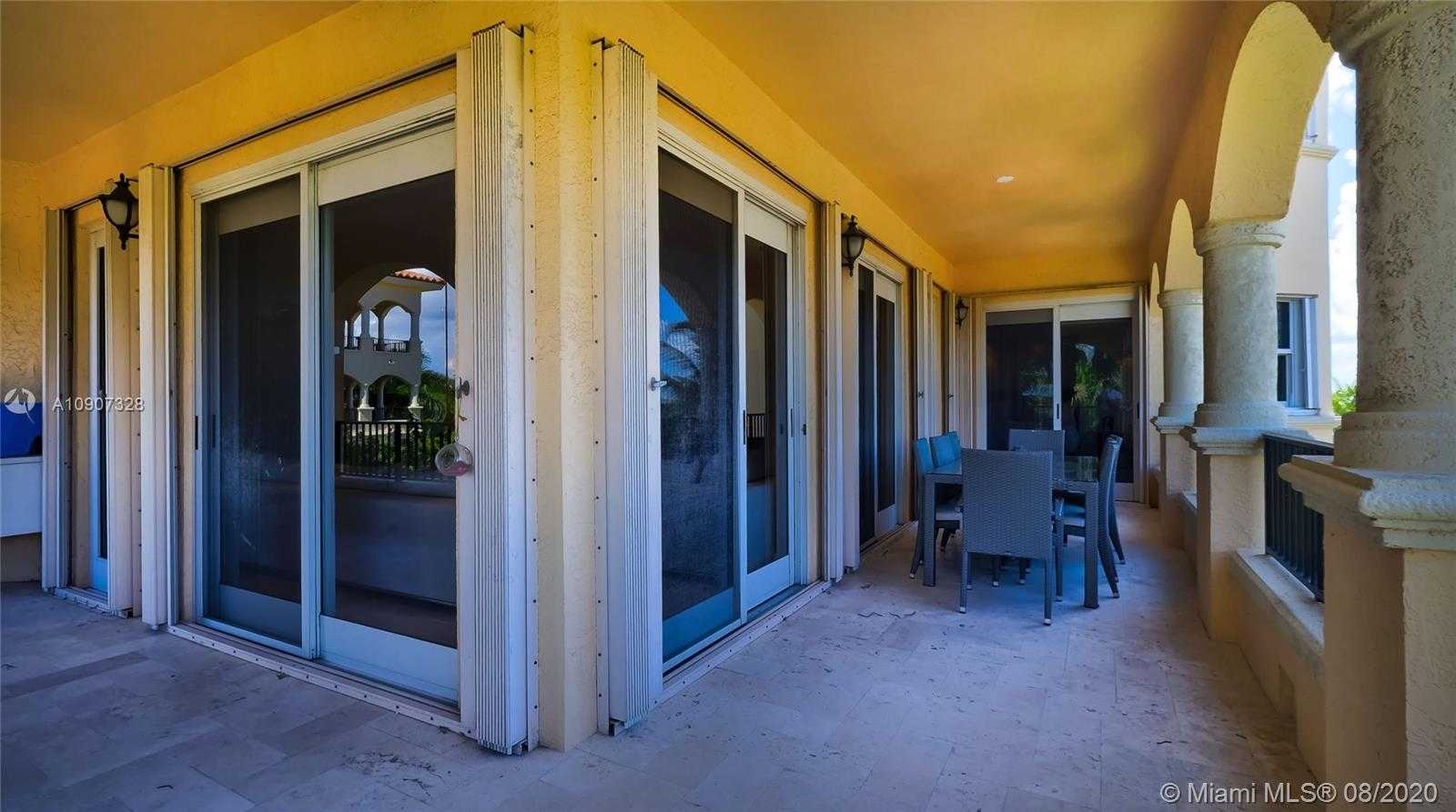 Small Image of 13637 DEERING BAY DR #241, Coral Gables Number 35