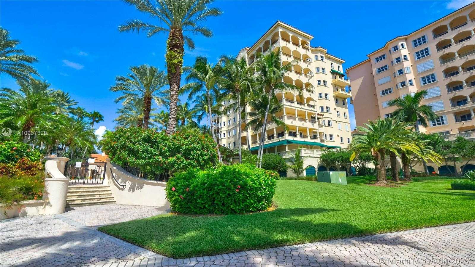 Small Image of 13637 DEERING BAY DR #241, Coral Gables Number 5