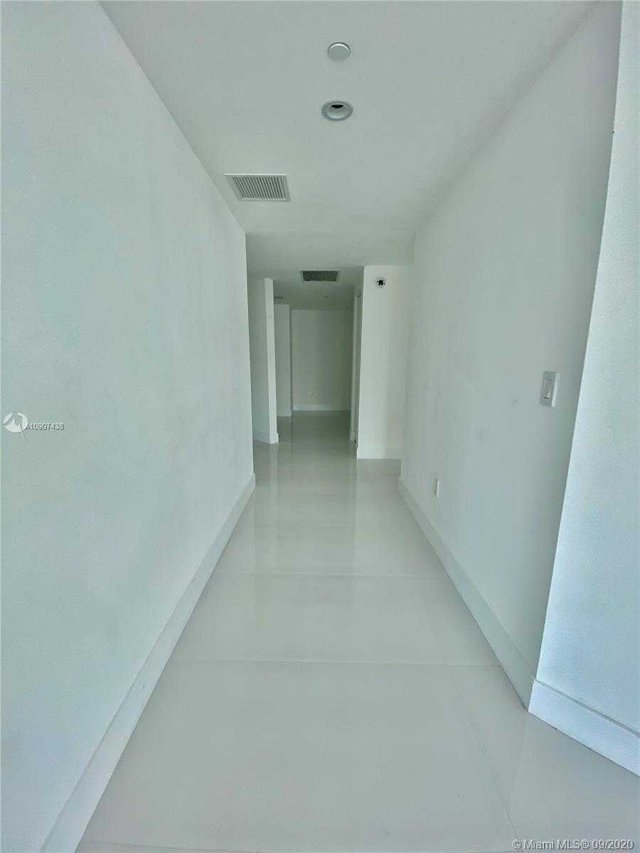Small Image of 1300 SOUTH MIAMI AVE #2401, Miami Number 31
