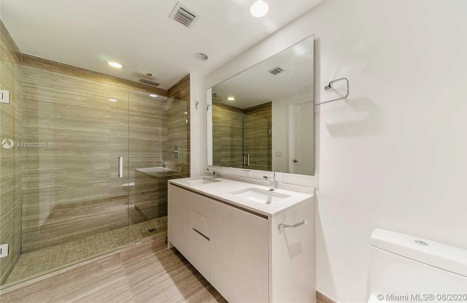 Small Image of 1010 BRICKELL AV #4304, Miami Number 10