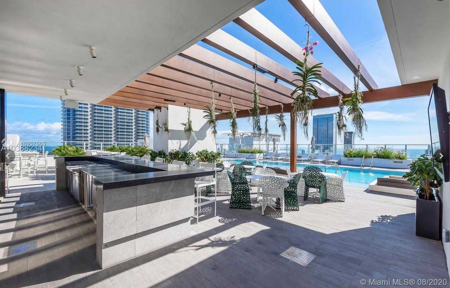 Small Image of 1010 BRICKELL AV #4304, Miami Number 24