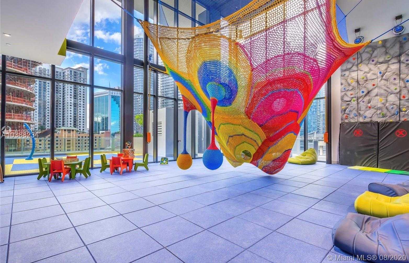 Small Image of 1010 BRICKELL AV #4304, Miami Number 28