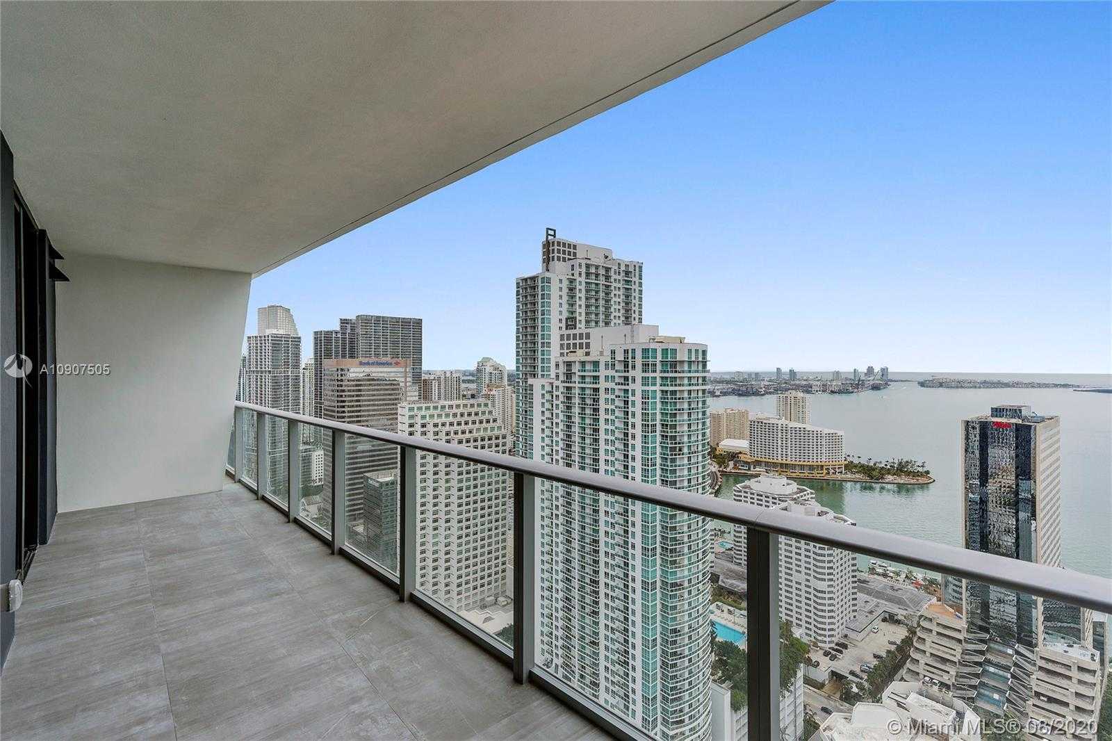 Small Image of 1010 BRICKELL AV #4304, Miami Number 3