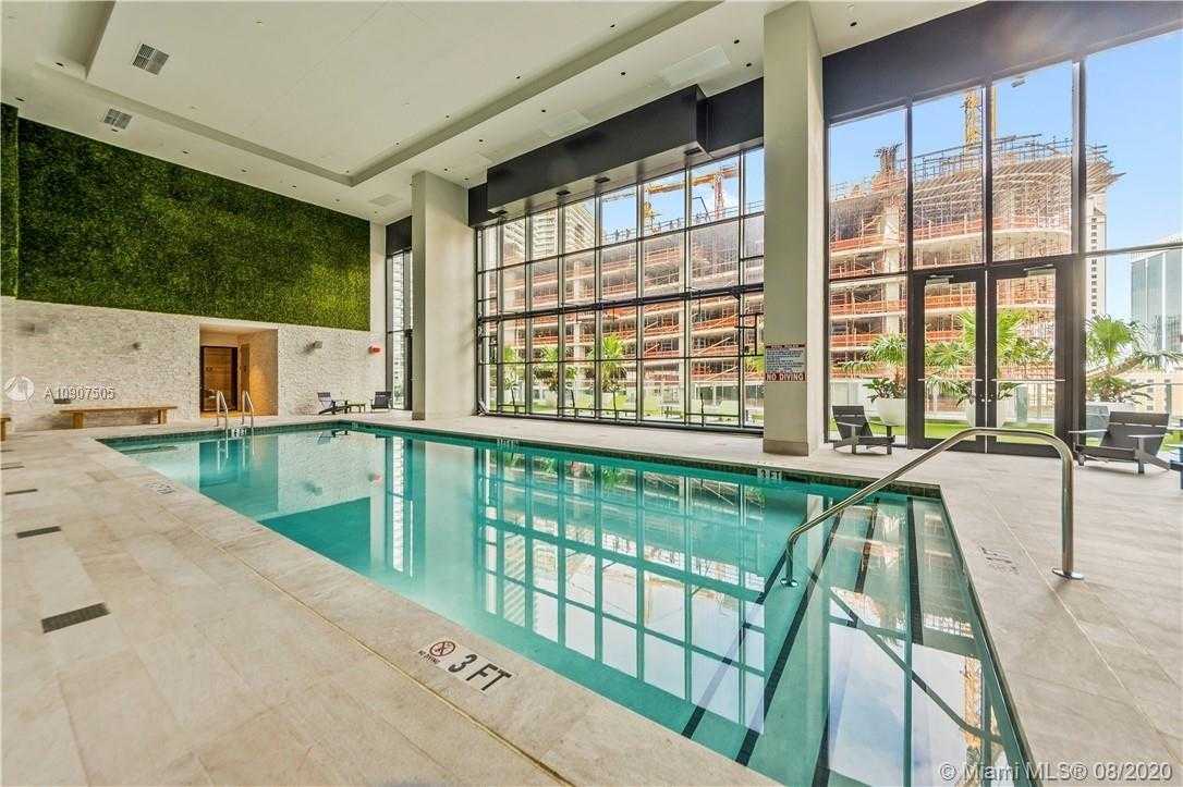 Small Image of 1010 BRICKELL AV #4304, Miami Number 39
