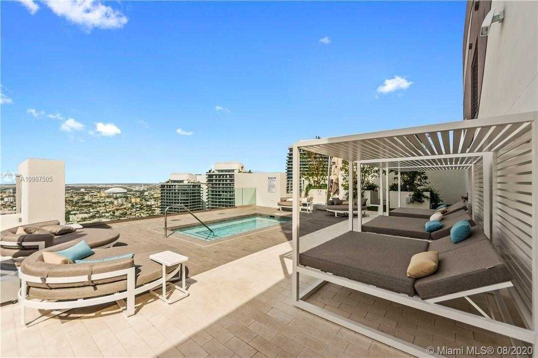 Small Image of 1010 BRICKELL AV #4304, Miami Number 43
