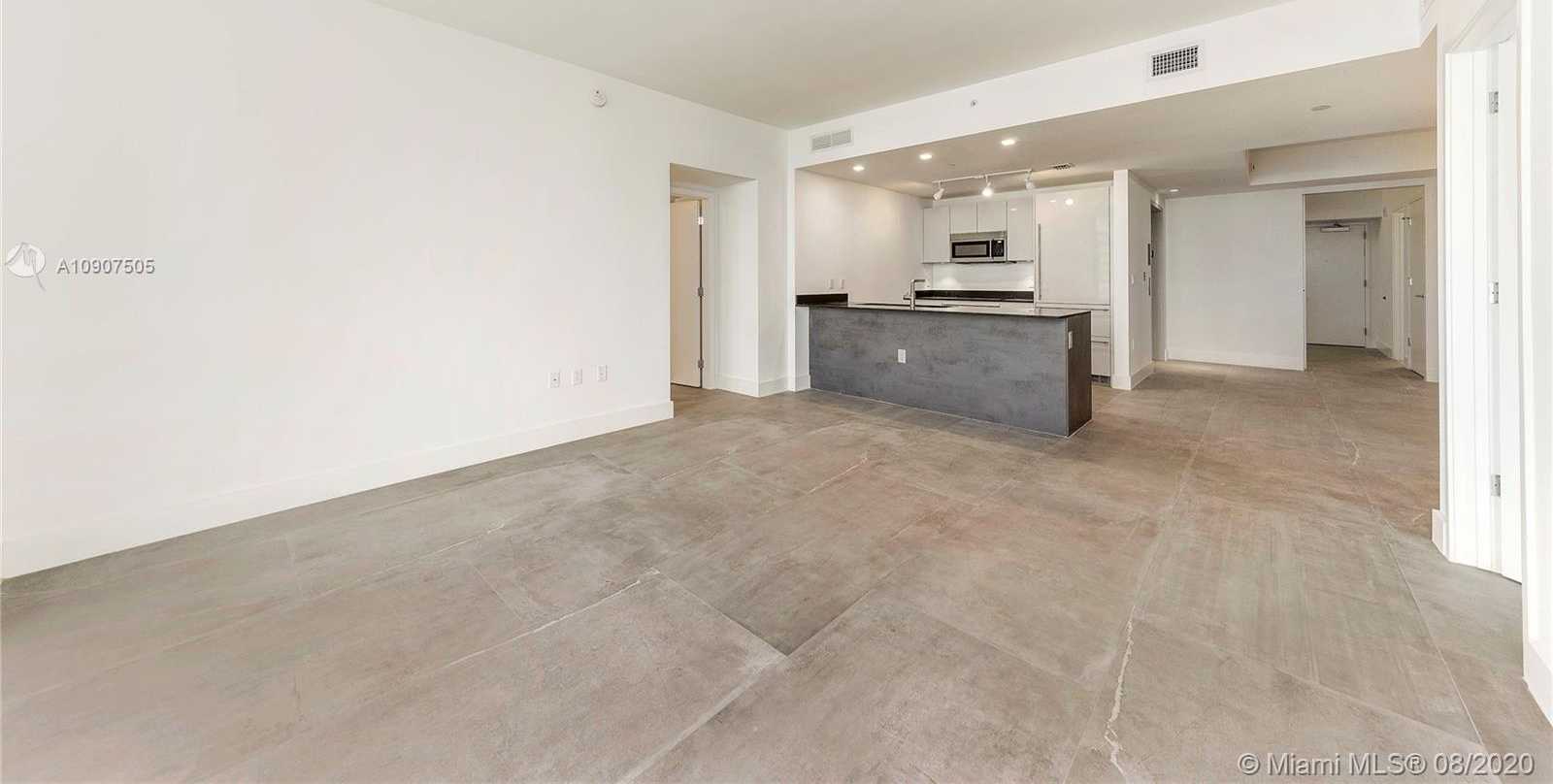 Small Image of 1010 BRICKELL AV #4304, Miami Number 7