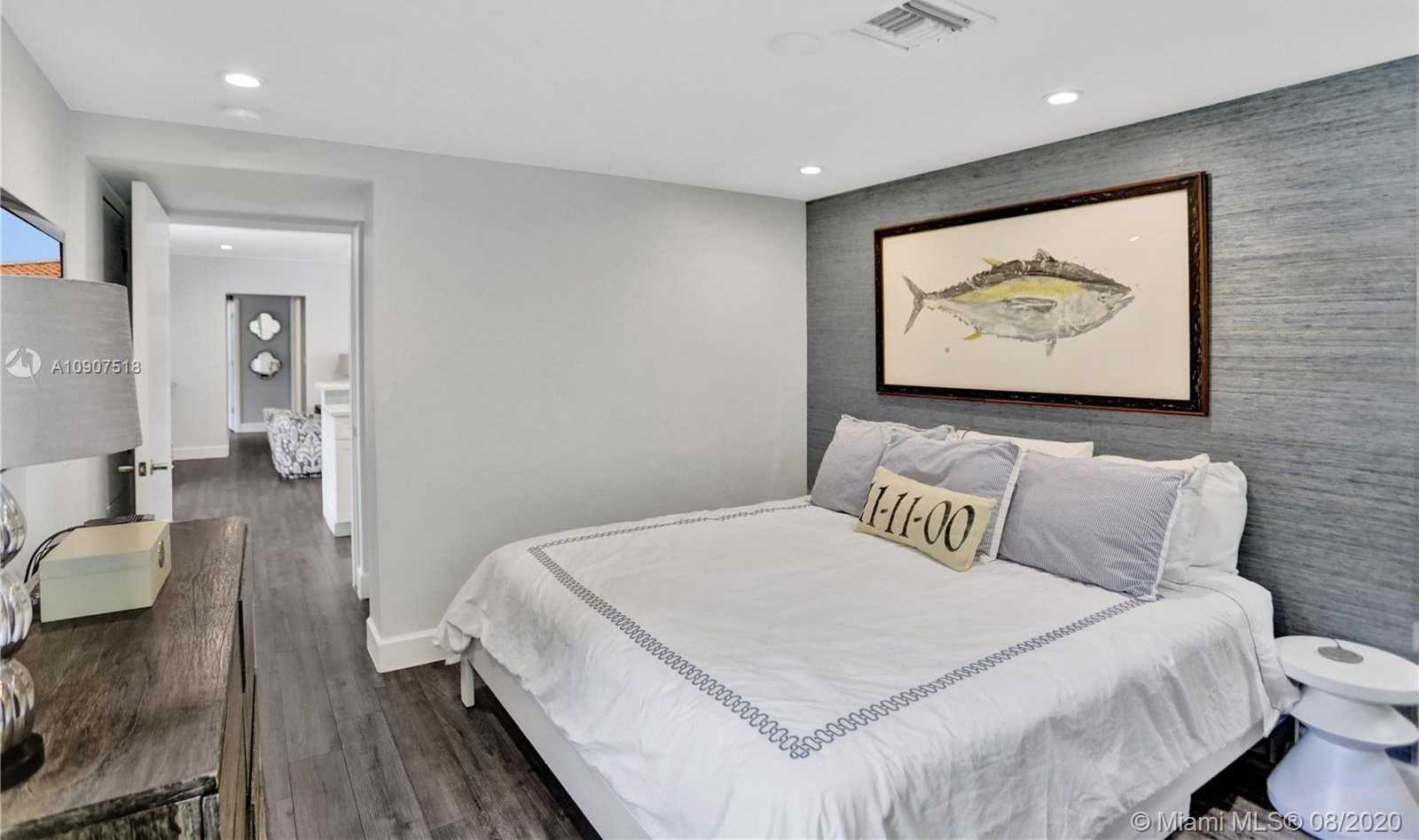 Small Image of 462 GLENRIDGE RD, Key Biscayne Number 15