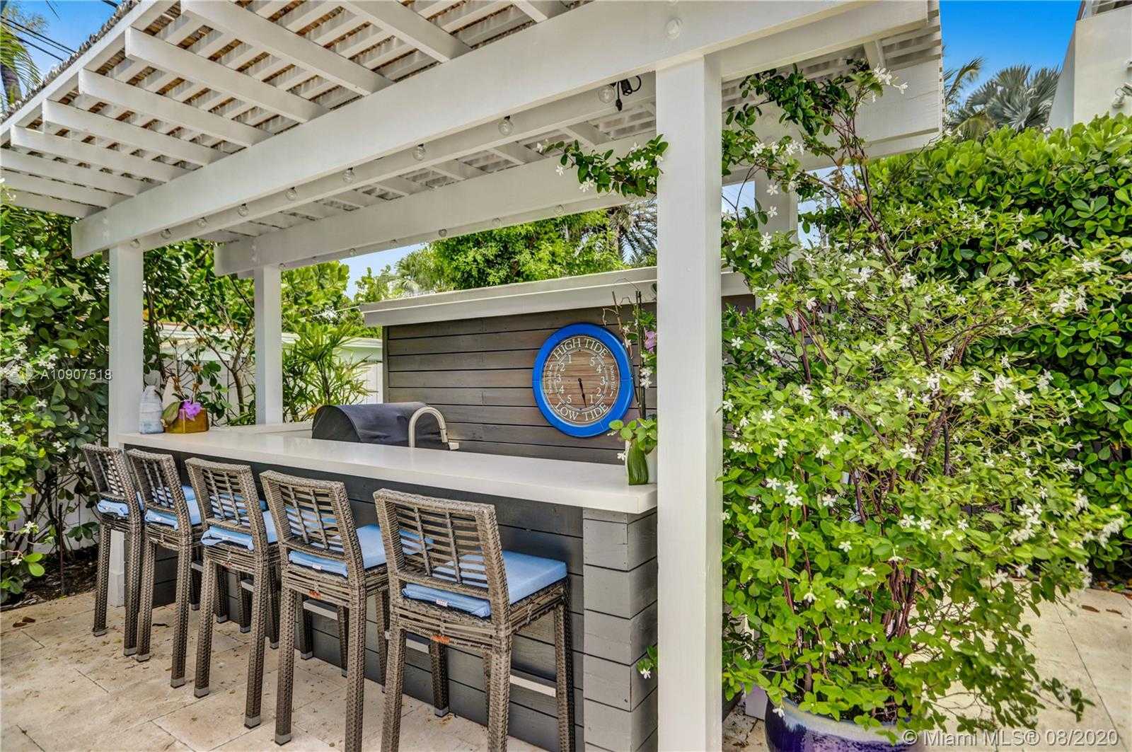 Small Image of 462 GLENRIDGE RD, Key Biscayne Number 27