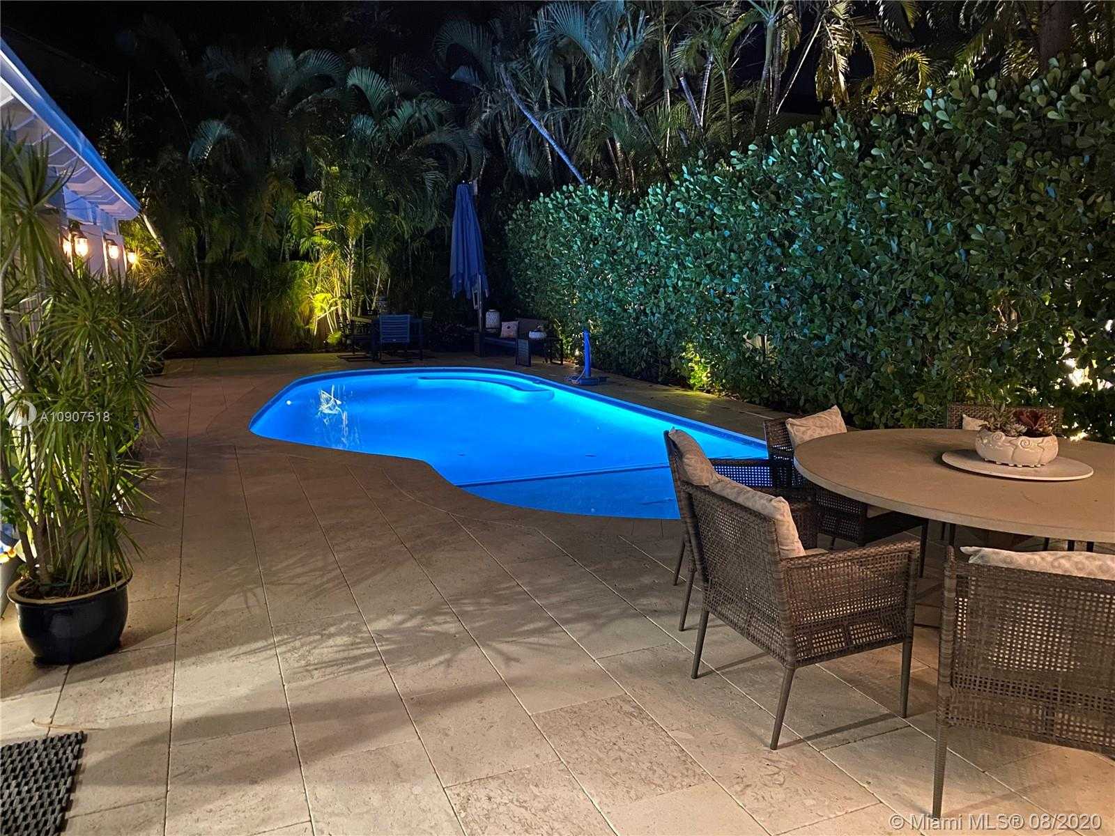 Small Image of 462 GLENRIDGE RD, Key Biscayne Number 29