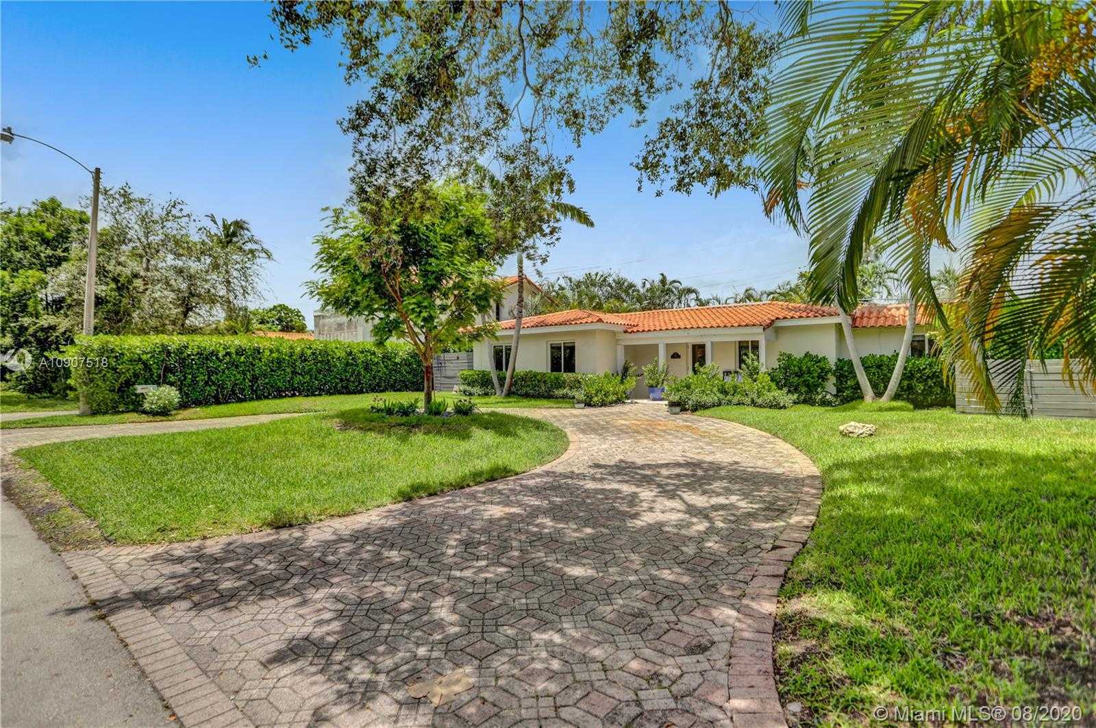 Small Image of 462 GLENRIDGE RD, Key Biscayne Number 32
