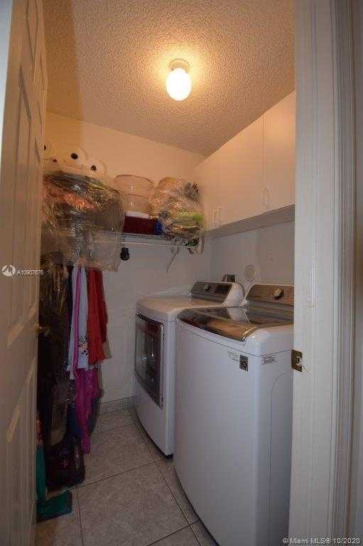 Small Image of 5089 SOUTH WEST 33RD WAY, Hollywood Number 17