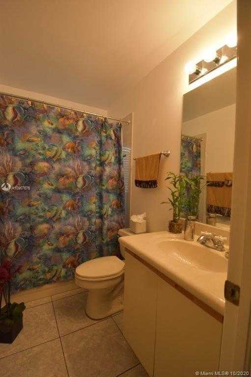 Small Image of 5089 SOUTH WEST 33RD WAY, Hollywood Number 18